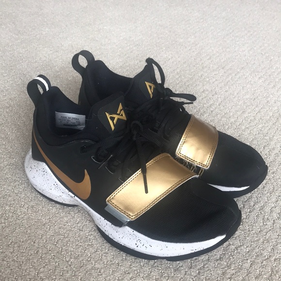nike pg custom